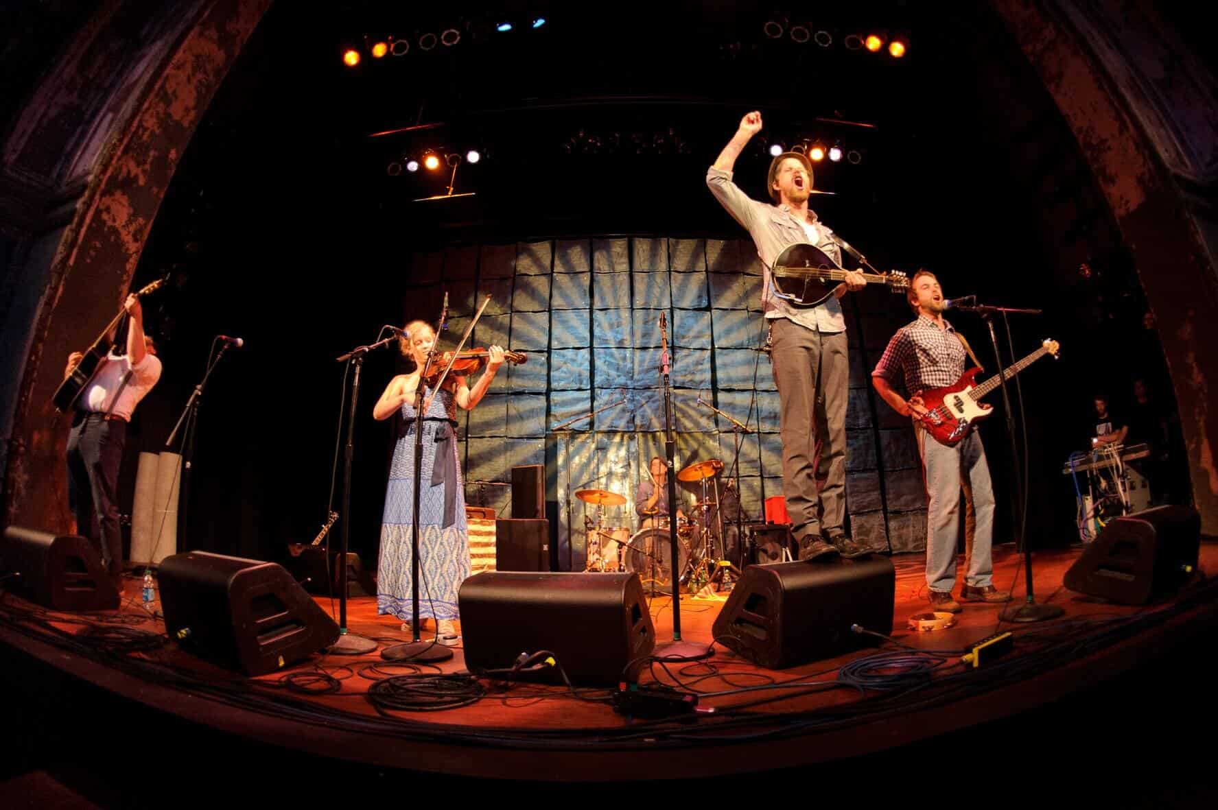 concert at The Queen